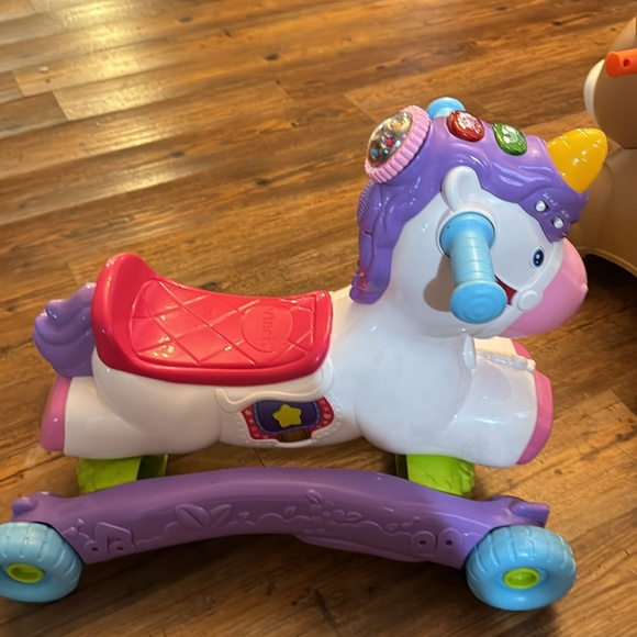 Vtech unicorn ride on toy - Picture 5 of 5